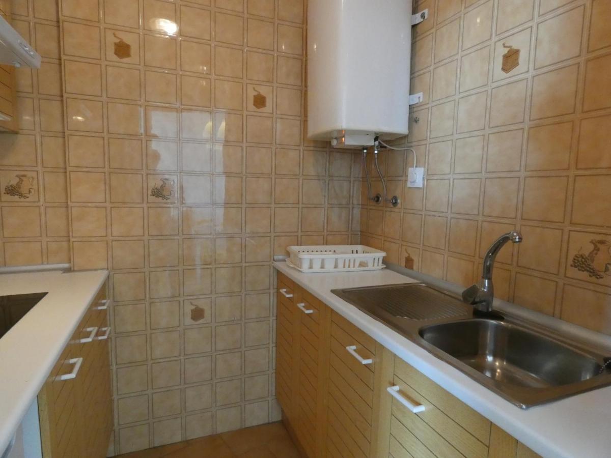 Bora 6-B Apartment Roses Bagian luar foto